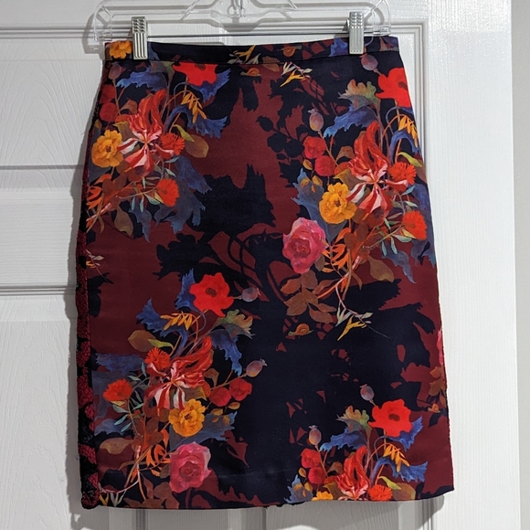 Leifssottia skirt - Picture 1 of 2